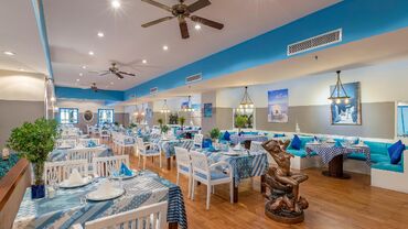 Seven Seas Hotel Life